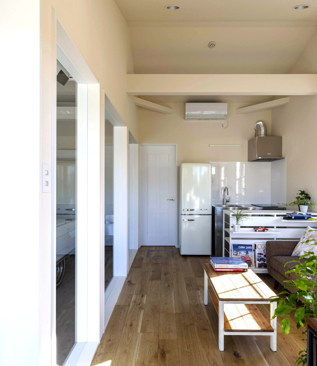 サテライトオフィス-ガレージハウス室内03